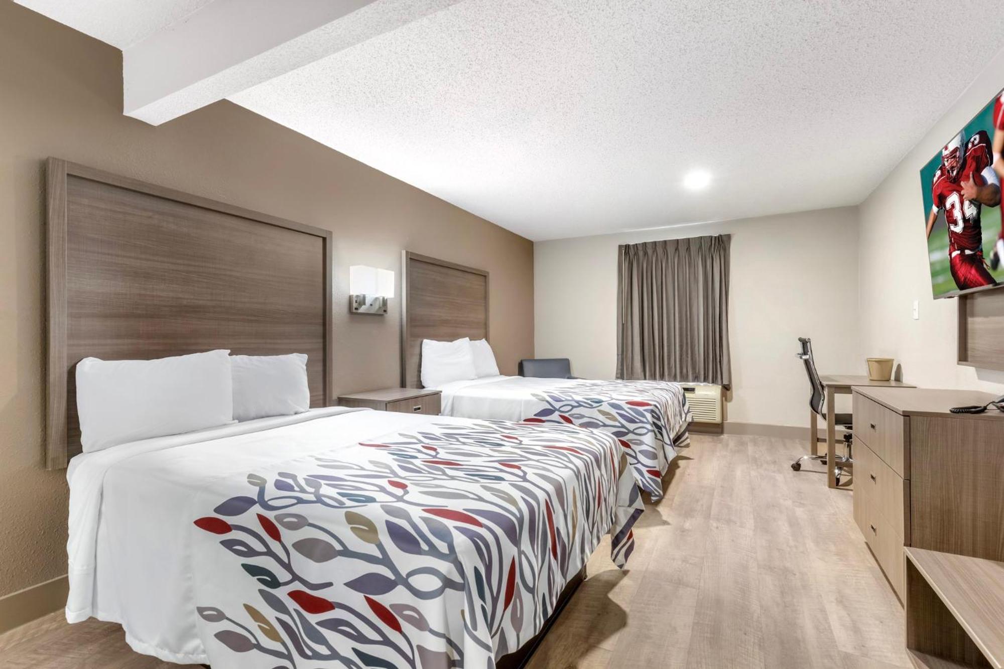 Red Roof Inn & Suites Newport News Esterno foto